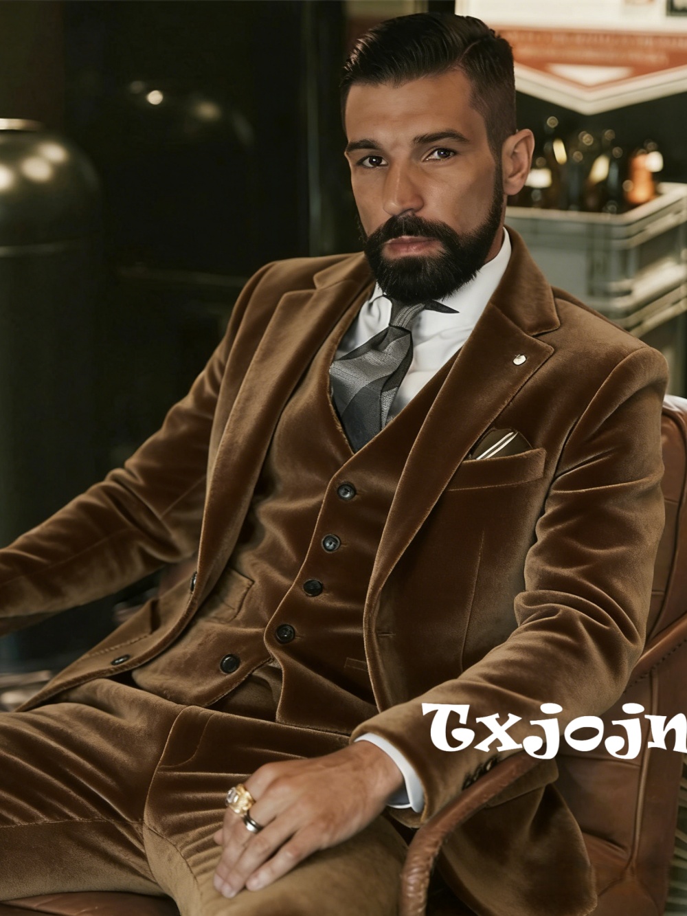 Men'S Formal Wear In Wedding - Men's Velvet Suits 3 Pieces Dancing